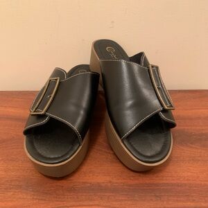 Black Platform Slide Sandals